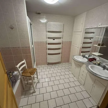 Corps De Ferme Renove Avec Gout, A 5min De Murat Ferienhaus *