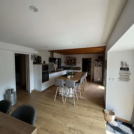 Corps De Ferme Renove Avec Gout, A 5min De Murat Ferienhaus La Chapelle-d'Aligne